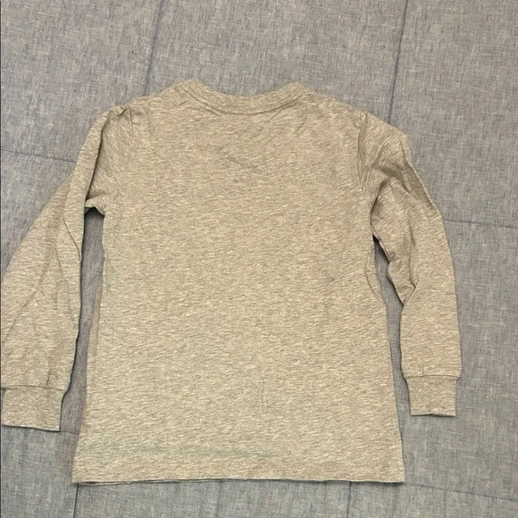 Polo by Ralph Lauren Gray Long Sleeve Kids Tee - Picture 4 of 4